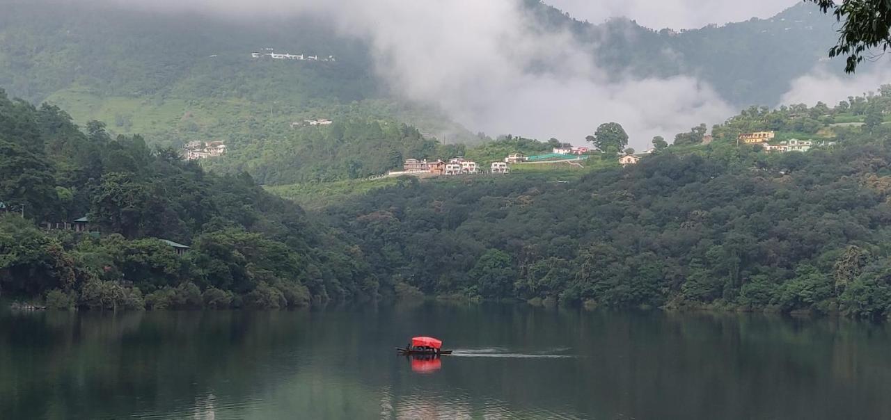 Kanara Hotel Bhīm Tāl Esterno foto